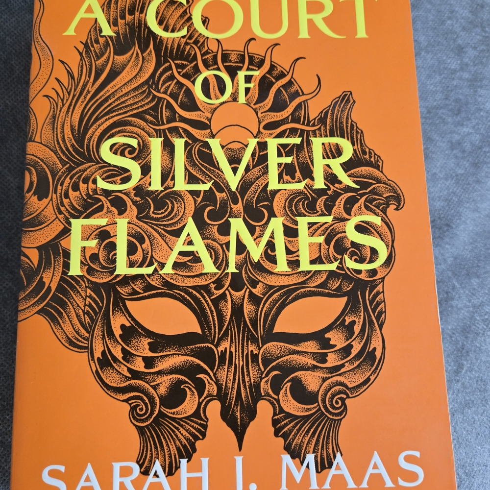 2 For $14 A Court of Silver Flames and A Court Of Frost And Starlight